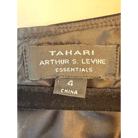 Tahari Arthur S. Levine Black Cap Sleeve Sheath Dress Size 4 - Picture 4 of 8
